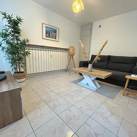 Dahlias- 6 Pers Vrai A Pied Apartment