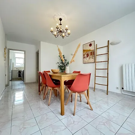 Dahlias- 6 Pers Vrai A Pied