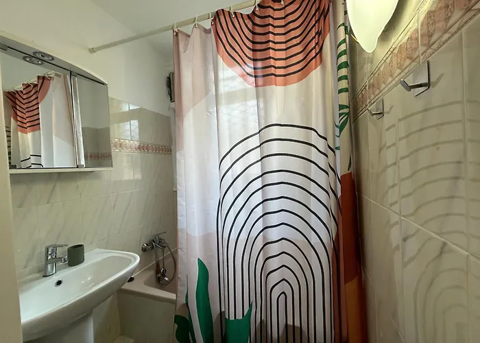 Dahlias- 6 Pers Vrai A Pied Appartement Saint-Raphaël